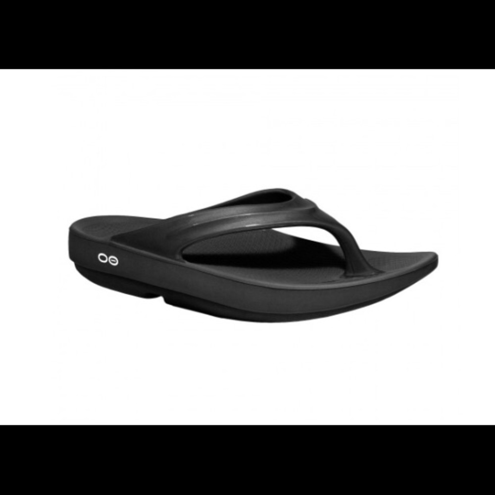 OOlala Oofos thong sandal